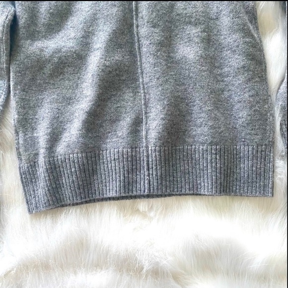 Autumn Cashmere Kids Gray Sweater with pockets (8) - Picture 6 of 8